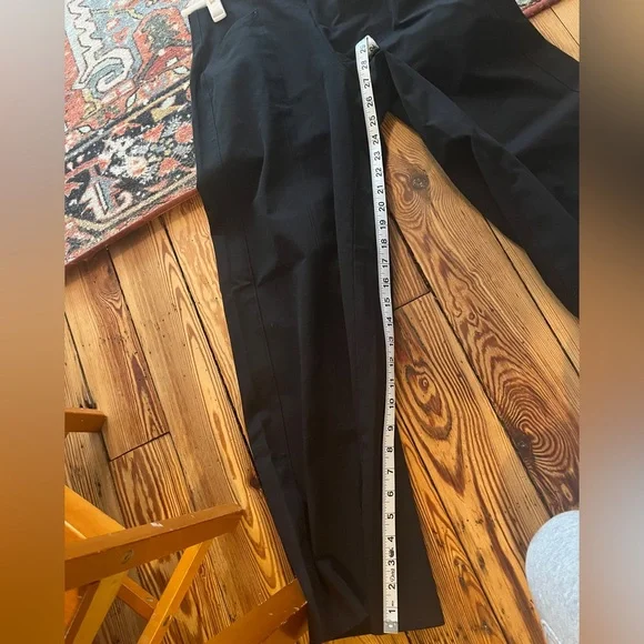 Old Navy High-Waisted Pixie Pull-On Wide Leg Pants - Picture 3 of 4